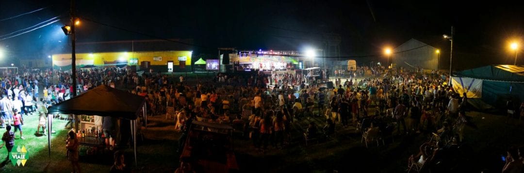 Viale vivió a pleno su "Festival de Carnaval"
